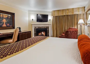 Victorian Inn hotel thumbnail 2