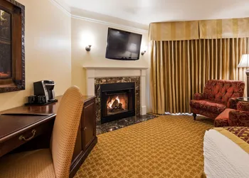 Victorian Inn hotel thumbnail 3