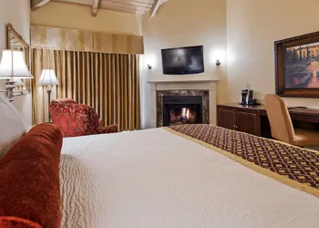 Victorian Inn hotel thumbnail 5