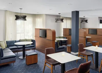 Courtyard by Marriott Salinas Monterey hotel thumbnail 5