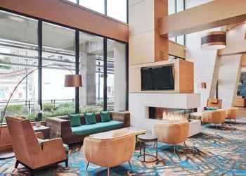 Residence Inn by Marriott Vancouver Downtown hotel thumbnail 3