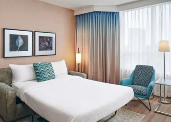 Residence Inn by Marriott Vancouver Downtown hotel thumbnail 8