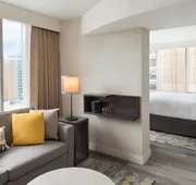 Delta Hotels by Marriott Vancouver Downtown Suites - Downtown Vancouver hotel detail image 4