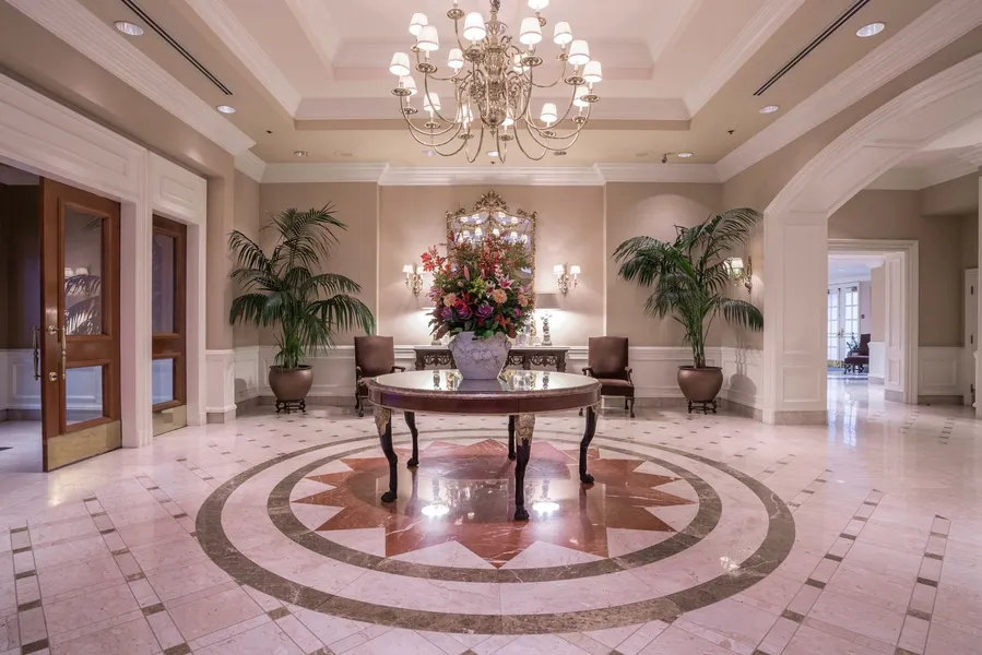 La Grande Residence Vancouver at The Sutton Place Hotel hotel detail image 2