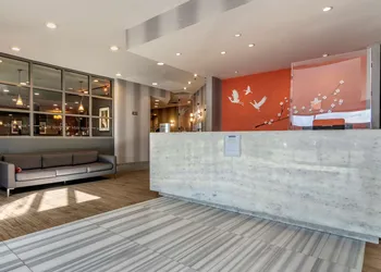 Best Western Plus Vancouver Airport Hotel hotel thumbnail 6