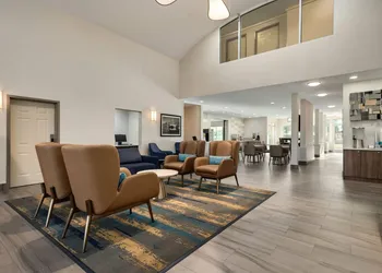 La Quinta Inn by Wyndham Vancouver Airport hotel thumbnail 2