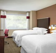 Four Points by Sheraton Surrey hotel detail image 3
