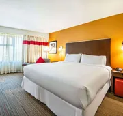 Grand Park Hotel Vancouver Airport, an Ascend Collection Hotel hotel detail image 7