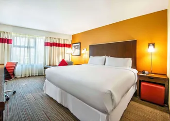 Grand Park Hotel Vancouver Airport, an Ascend Collection Hotel hotel thumbnail 7