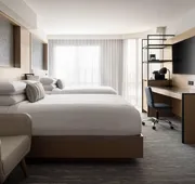 Vancouver Airport Marriott hotel detail image 5