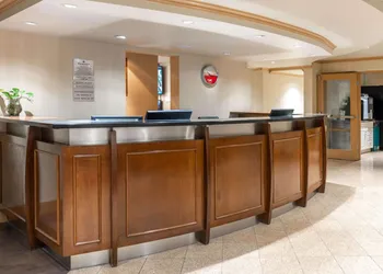 Ramada by Wyndham Coquitlam hotel thumbnail 2