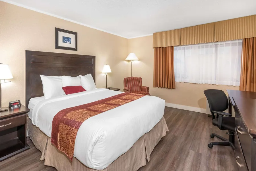 Ramada by Wyndham Coquitlam hotel detail image 6