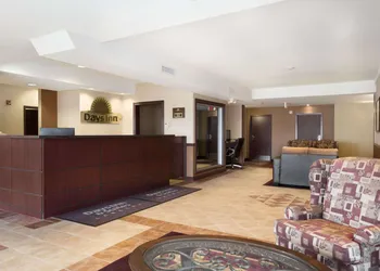 Days Inn & Suites by Wyndham Langley hotel thumbnail 2