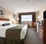 Days Inn & Suites by Wyndham Langley hotel detail image 3