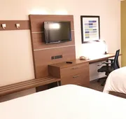 Holiday Inn Express & Suites Surrey by IHG hotel detail image 7