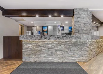 Best Western Plus Country Meadows Inn hotel thumbnail 5