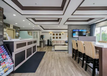 Best Western Peace Arch Inn hotel thumbnail 5