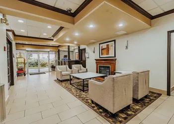SureStay Plus by Best Western Coquitlam hotel thumbnail 2