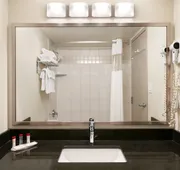 Best Western Plus Pitt Meadows Inn & Suites hotel detail image 5