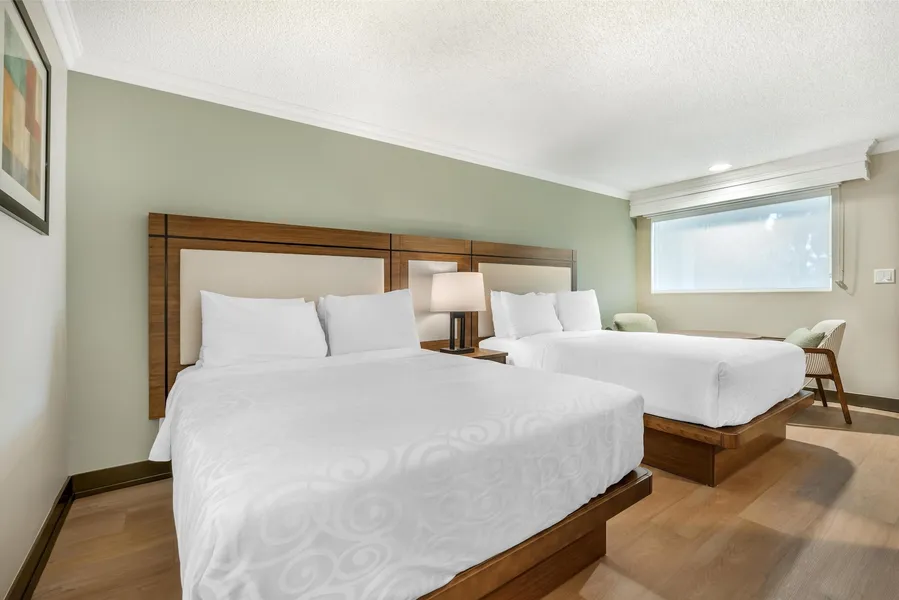 Best Western Plus Burnaby Hotel hotel detail image 6