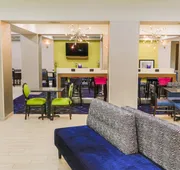 Hampton Inn & Suites Nashville-Airport hotel detail image 7