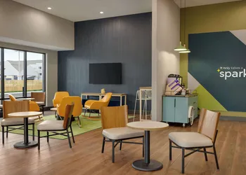 Spark by Hilton Nashville at Opryland hotel thumbnail 3