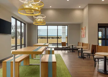 Spark by Hilton Nashville at Opryland hotel thumbnail 5