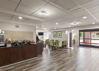 La Quinta Inn by Wyndham Nashville South hotel thumbnail 4