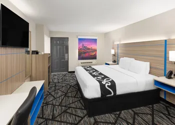 La Quinta Inn by Wyndham Nashville South hotel thumbnail 8