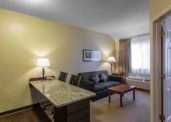 MainStay Suites Brentwood-Nashville hotel thumbnail 5