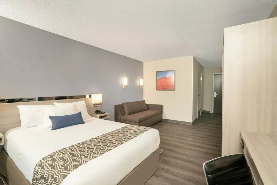 Quality Inn & Suites Nashville - Bellevue hotel detail image 6