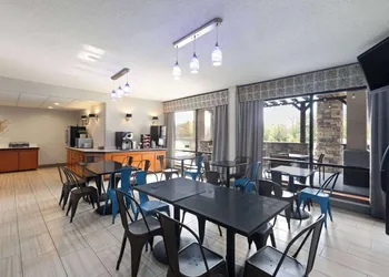 Baymont by Wyndham Nashville hotel thumbnail 6