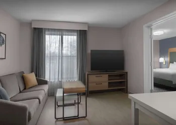 Homewood Suites by Hilton Nashville Airport hotel thumbnail 7