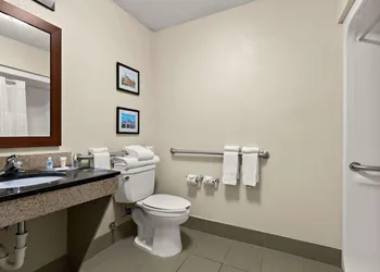 Comfort Suites Nashville near Percy Priest Lake hotel thumbnail 5