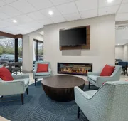 La Quinta Inn & Suites by Wyndham Nashville Airport/Opryland hotel detail image 4