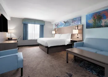 Garner Hotel Virginia Beach North by IHG hotel thumbnail 6
