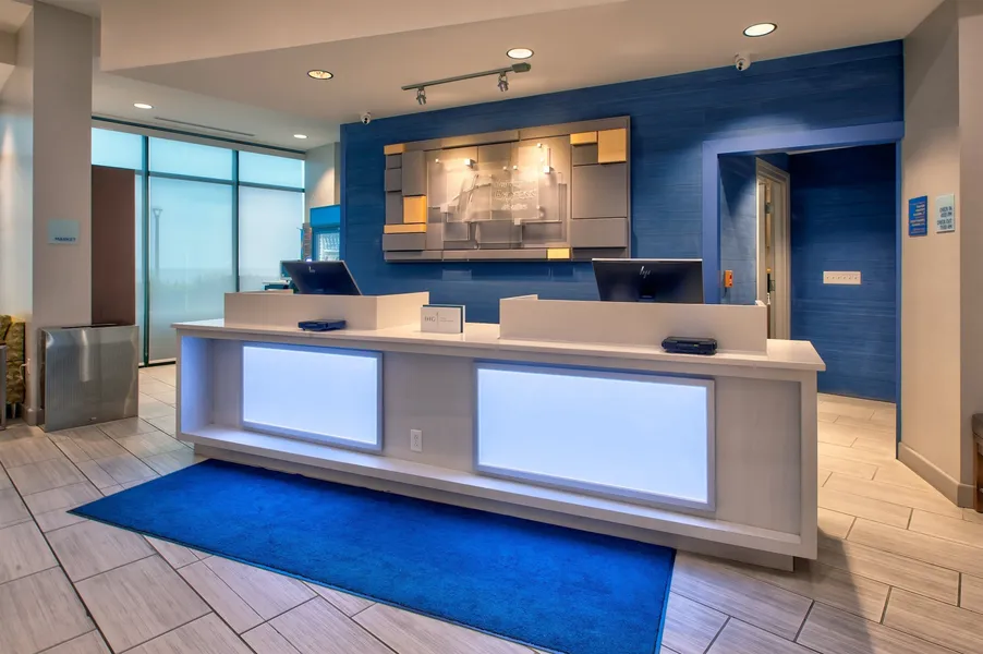 Holiday Inn Express & Suites VA Beach Oceanfront by IHG hotel detail image 2