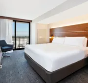 Holiday Inn Express & Suites VA Beach Oceanfront by IHG hotel detail image 5