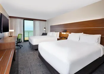 Holiday Inn Express & Suites VA Beach Oceanfront by IHG hotel thumbnail 7