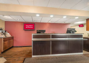 Red Roof Inn Virginia Beach hotel thumbnail 4