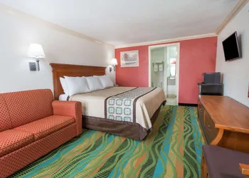 Days Inn by Wyndham Virginia Beach Town Center hotel thumbnail 4