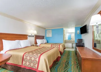 Days Inn by Wyndham Virginia Beach Town Center hotel thumbnail 7