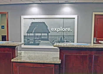 Hampton Inn & Suites Norfolk-Airport hotel thumbnail 2