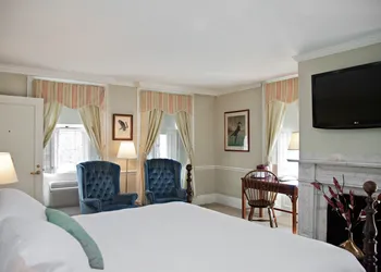Concord's Colonial Inn hotel thumbnail 5