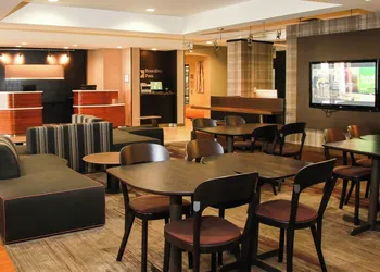 Courtyard by Marriott Chesapeake hotel thumbnail 2