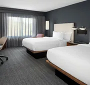 Courtyard by Marriott Chesapeake hotel detail image 3