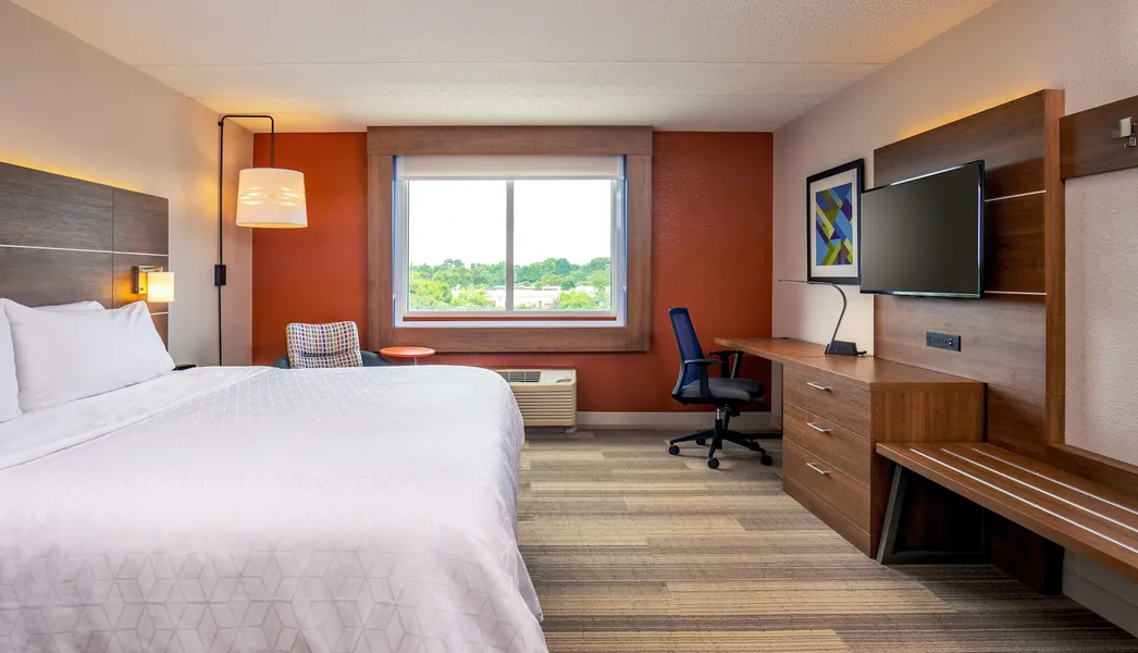 Holiday Inn Express Chesapeake - Norfolk by IHG hotel detail image 2