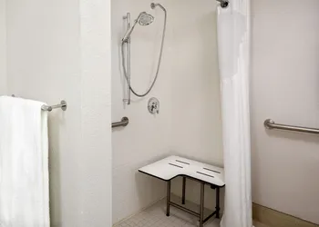 Holiday Inn Express Chesapeake - Norfolk by IHG hotel thumbnail 5