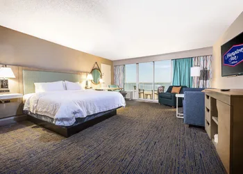 Hampton Inn Virginia Beach-Oceanfront North hotel thumbnail 6