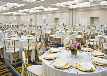 Sheraton Virginia Beach Oceanfront Hotel hotel thumbnail 5